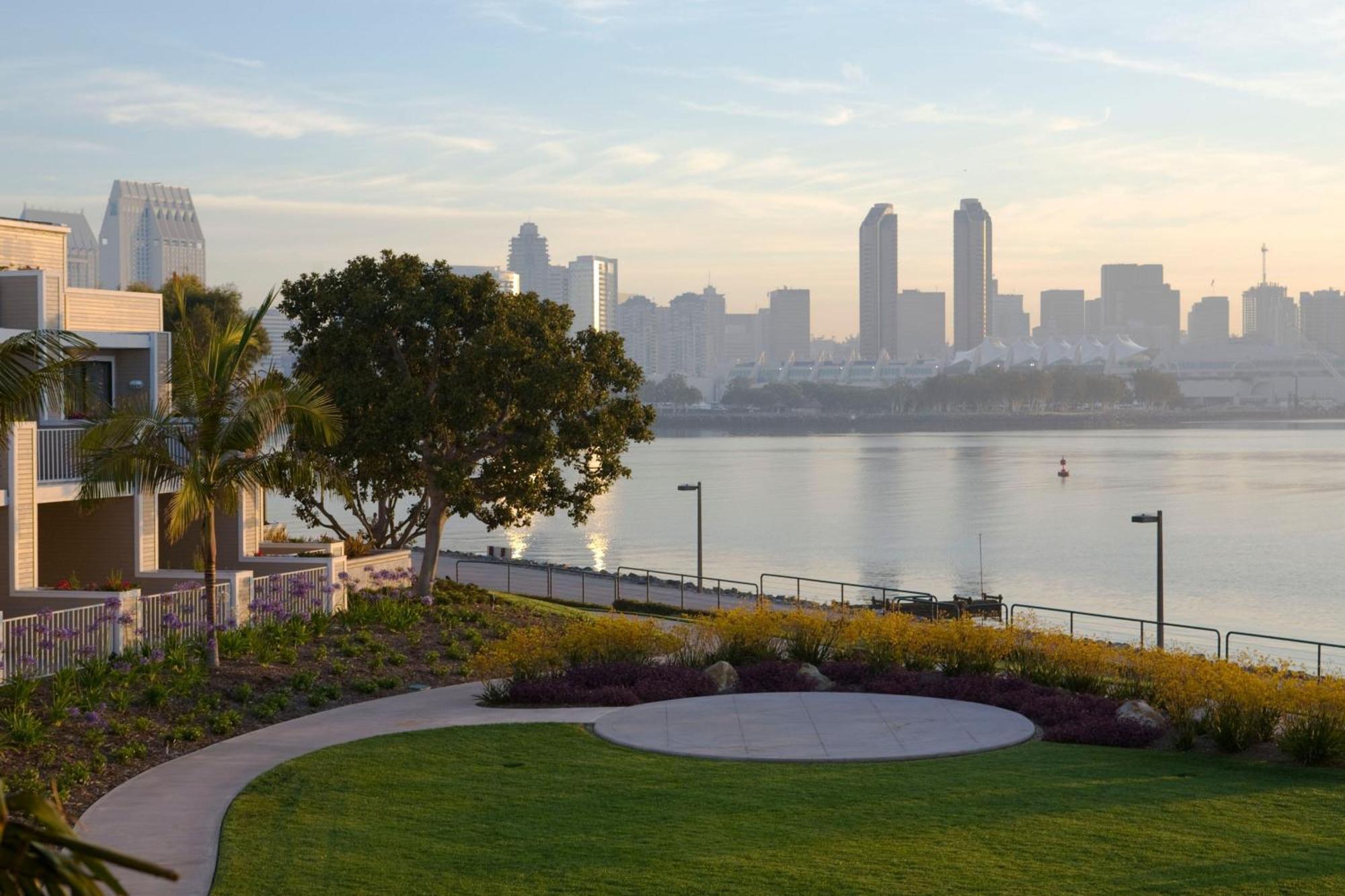 Coronado Island Marriott Resort & Spa San Diego Exterior photo