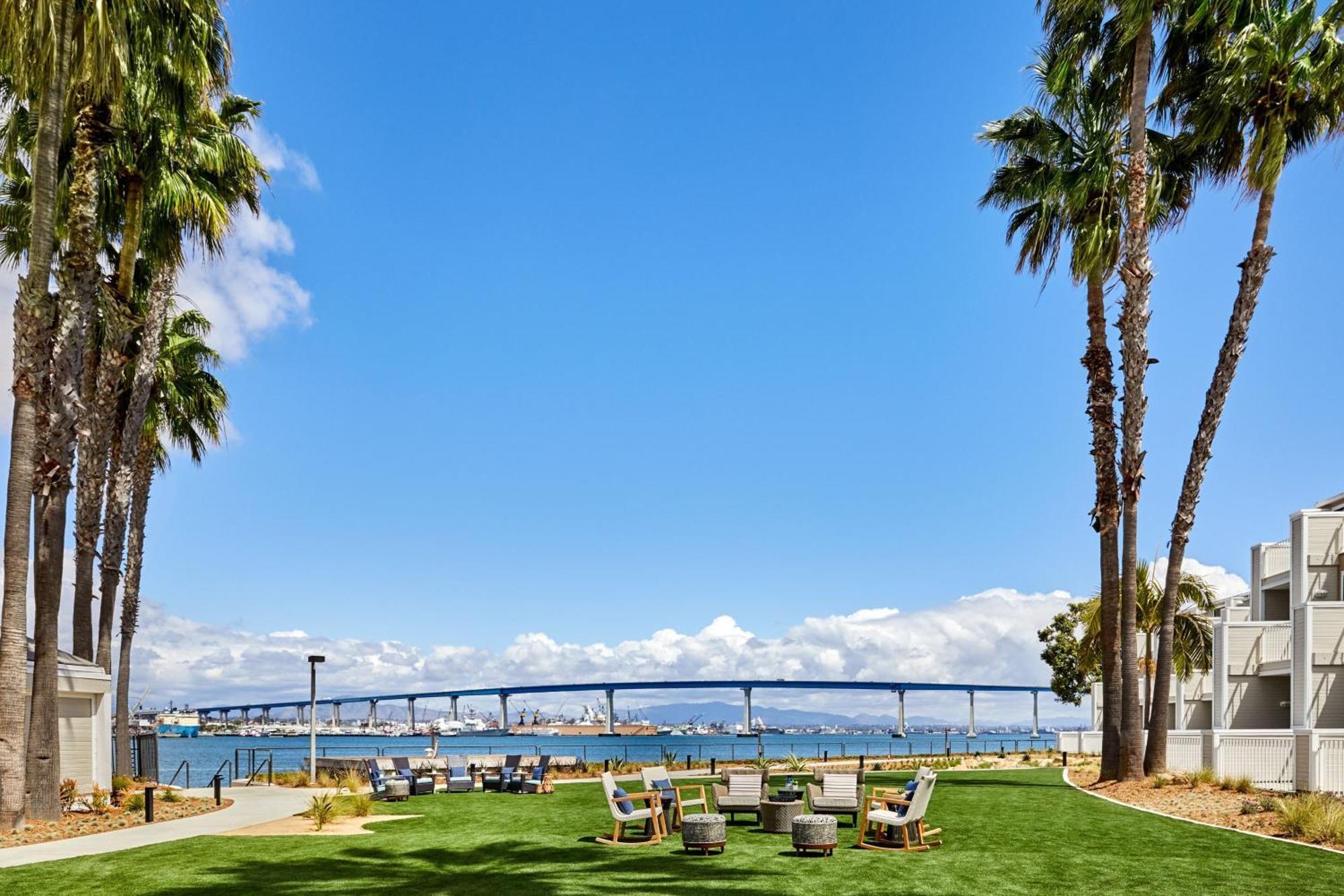 Coronado Island Marriott Resort & Spa San Diego Exterior photo