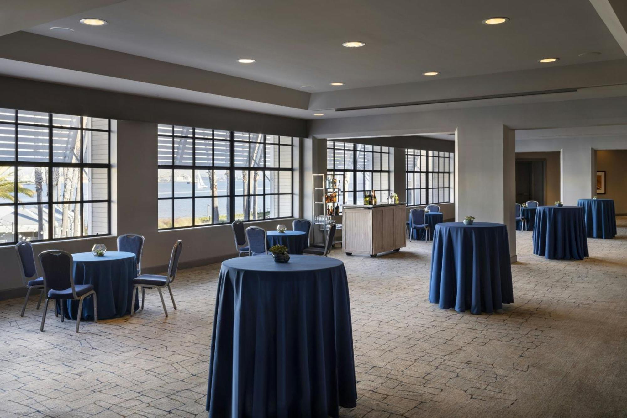 Coronado Island Marriott Resort & Spa San Diego Exterior photo