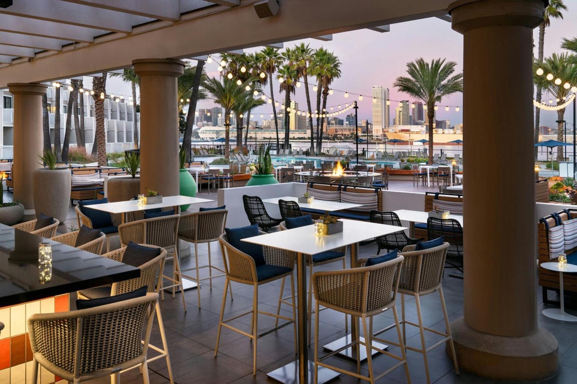Coronado Island Marriott Resort & Spa San Diego Exterior photo