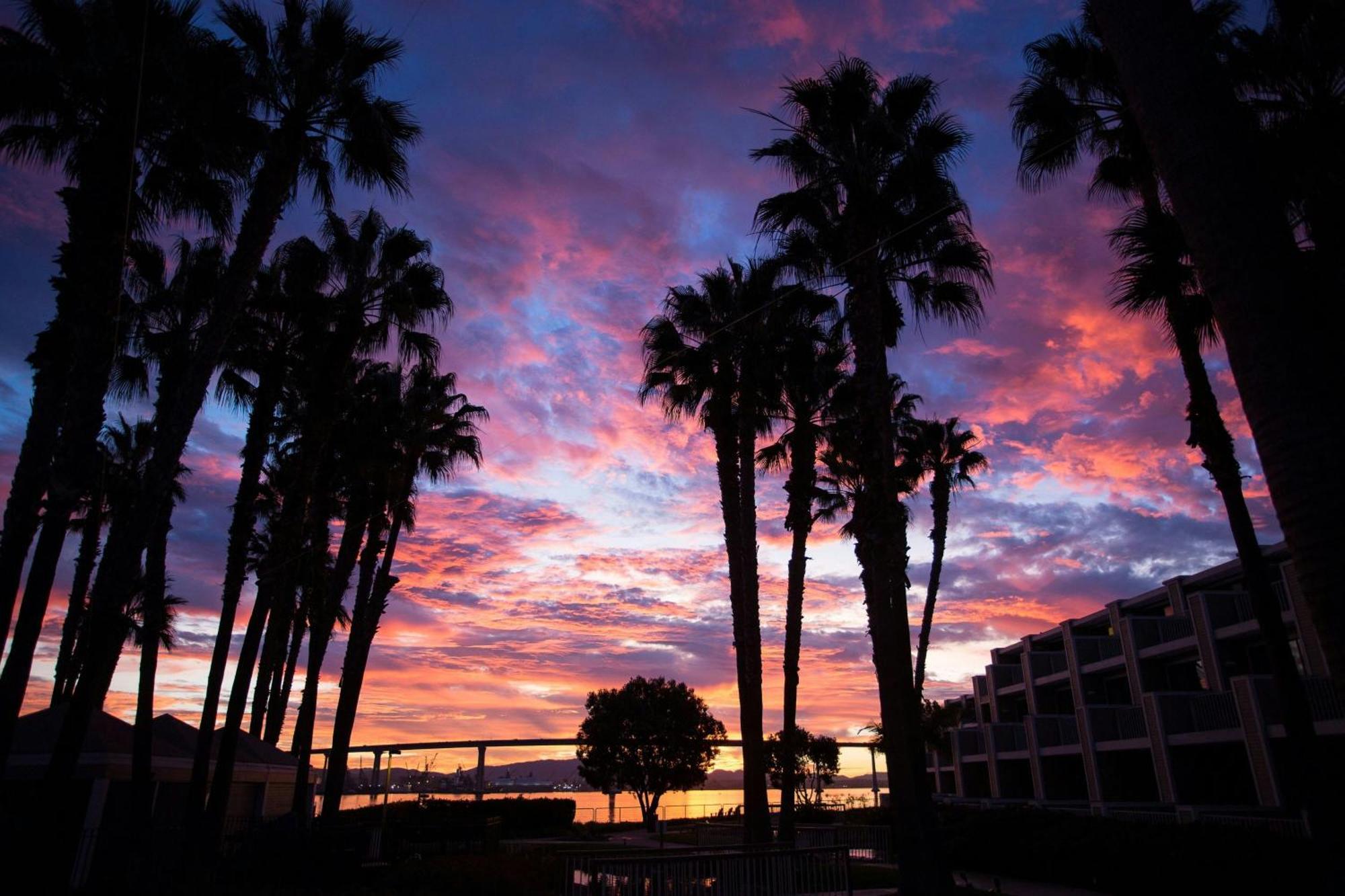 Coronado Island Marriott Resort & Spa San Diego Exterior photo